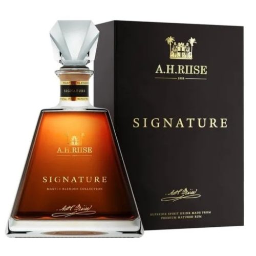 A.H. Riise Rum Signature 0,7l DD.